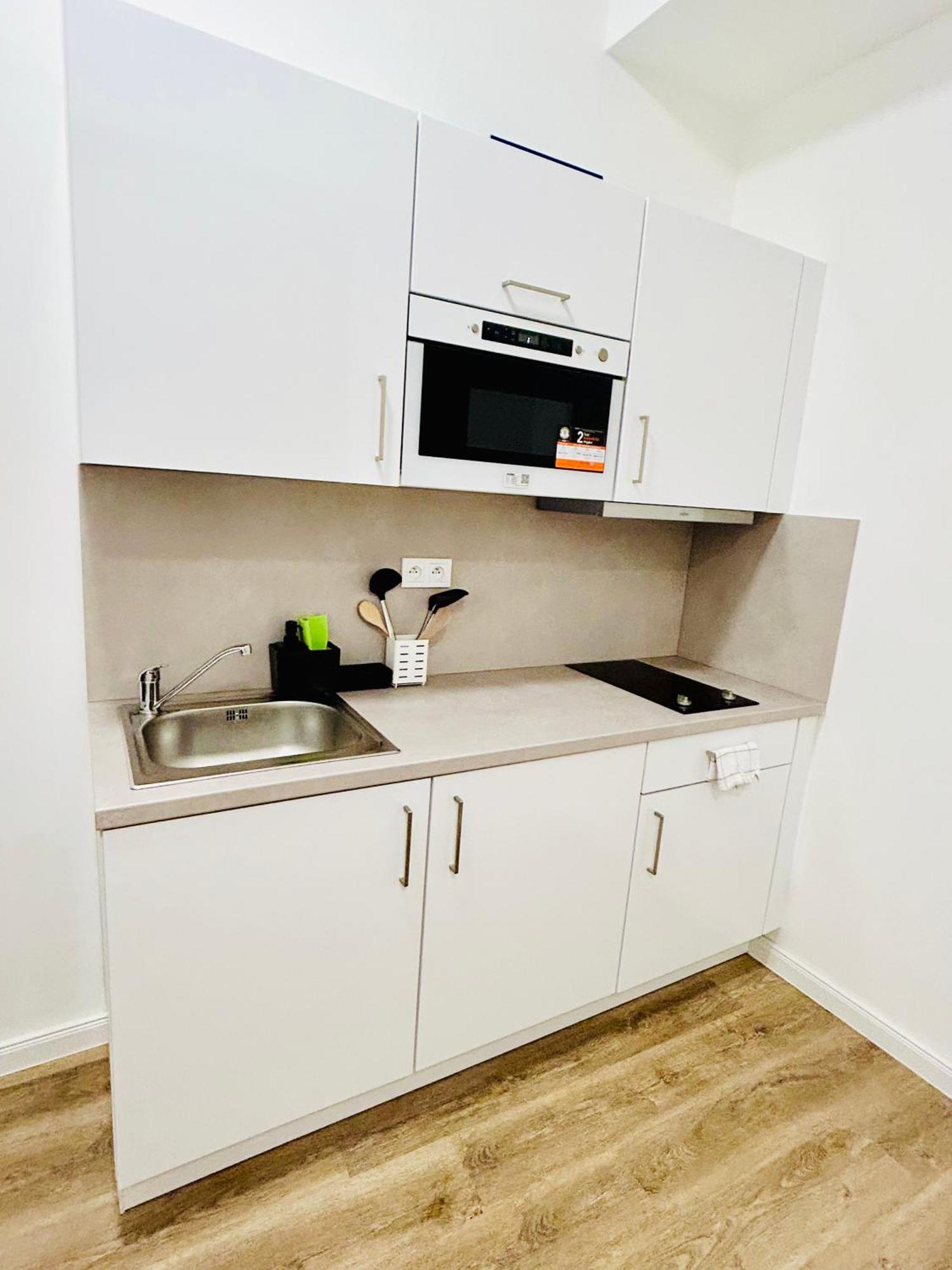 New Apartments Complex Prague Florenc Екстериор снимка
