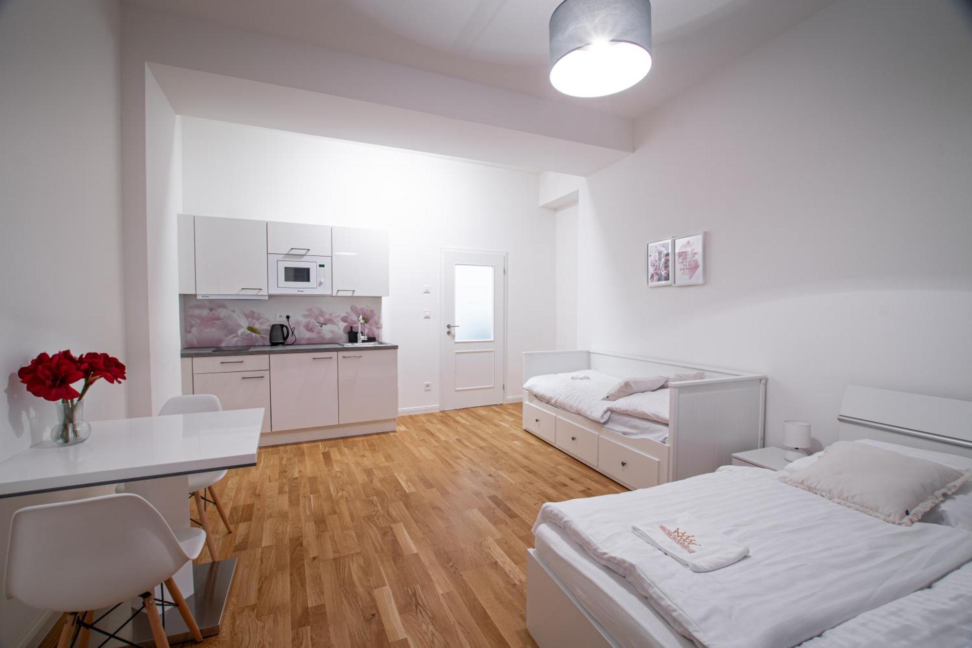 New Apartments Complex Prague Florenc Екстериор снимка