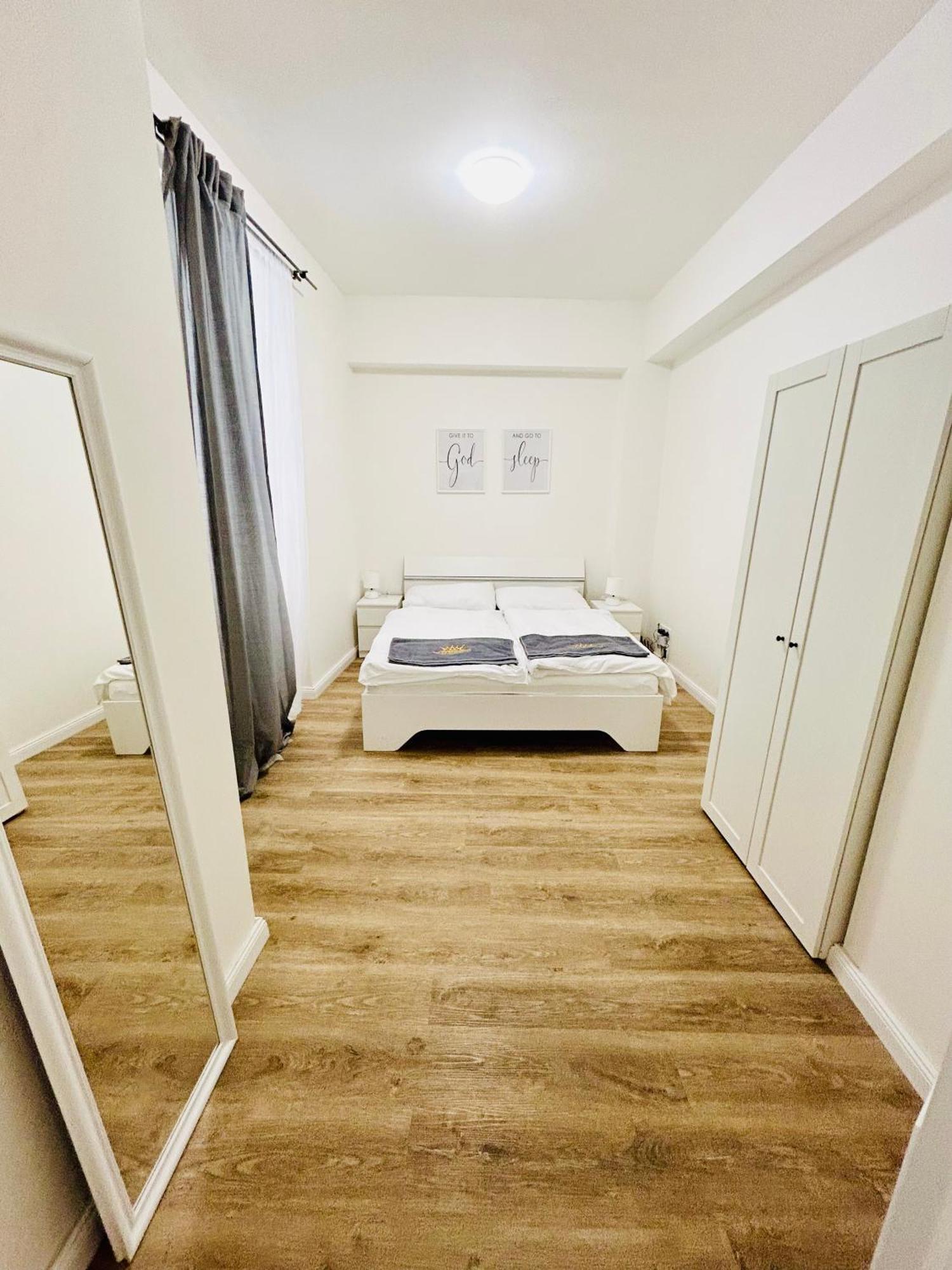 New Apartments Complex Prague Florenc Екстериор снимка